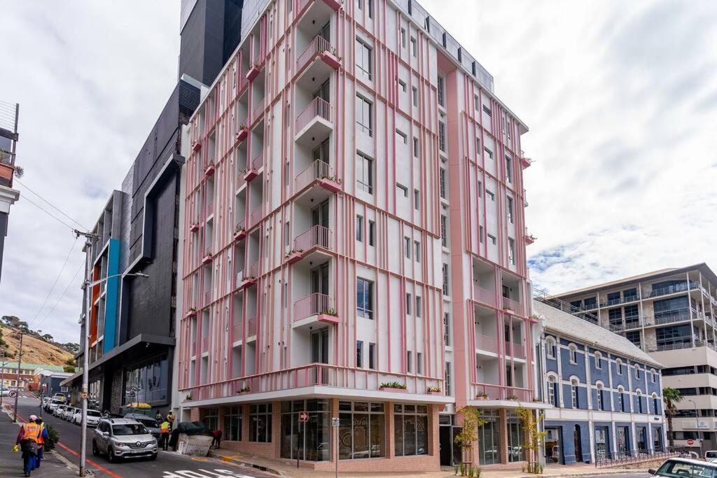 Apartment The Rose 102 -2bedroom With Rooftop Pool