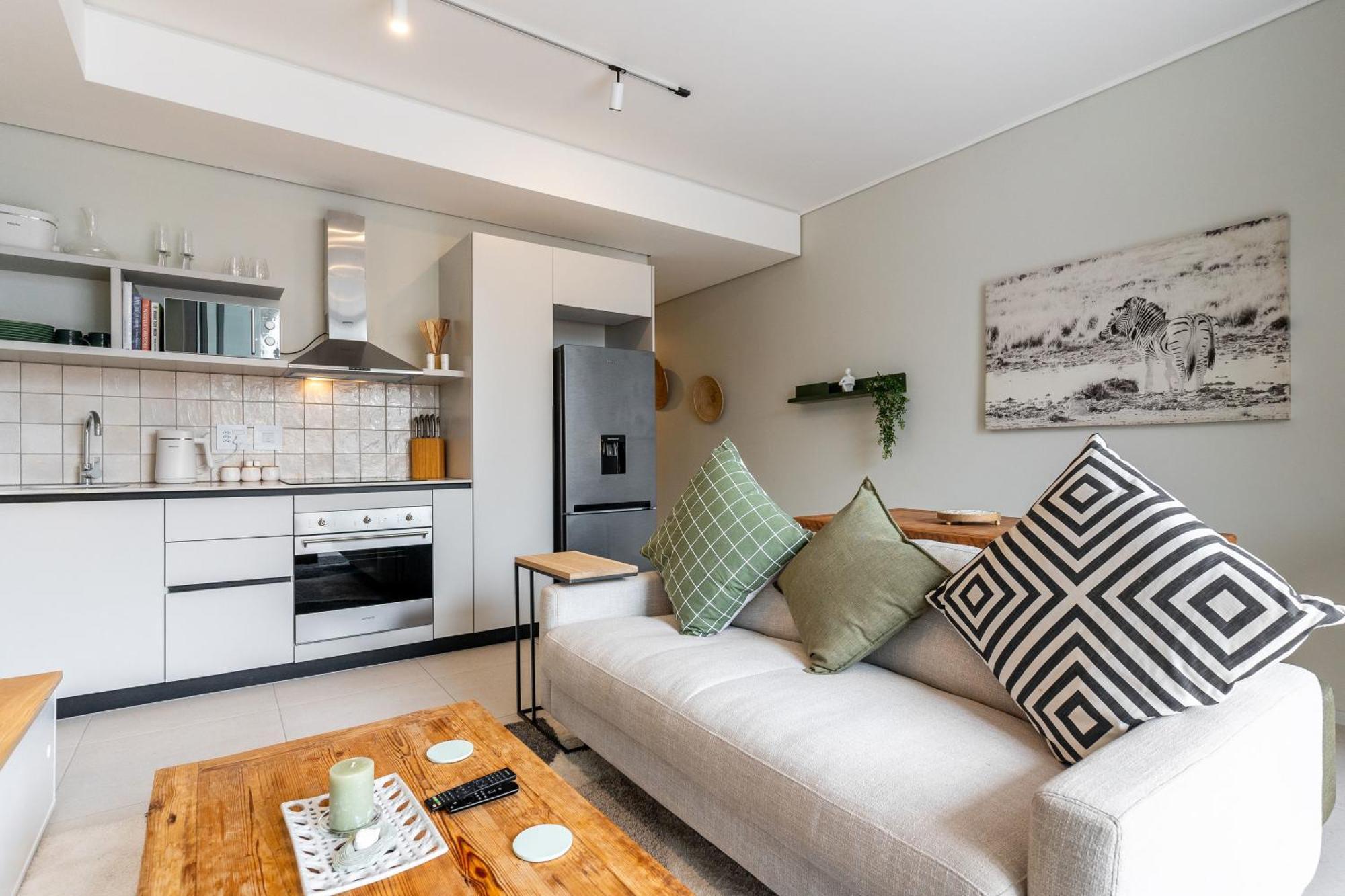 The Rose 102 -2bedroom With Rooftop Pool